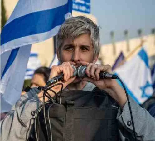 Israël : Le jour où j’ai « percuté » que je faisais fausse route. A lire et à méditer comme cet honorable citoyen israélien qui se remet en question.