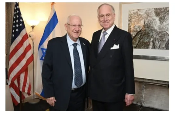 La communauté juive doit réévaluer ses relations avec le gouvernement polonais”. Le président du WJC, Ronald Lauder, qualifie la législation polonaise de “gifle” pour ce qui reste de la communauté juive polonaise.