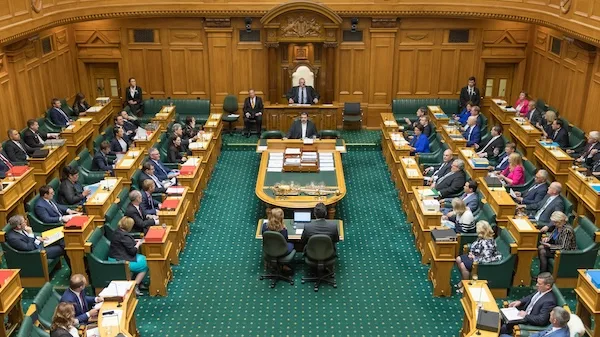 Le gouvernement britannique interdit le boycott d’Israël “parce que ce pays est voué à la destruction par BDS”