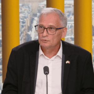 C’est avec une profonde tristesse et une vive émotion que nous avons appris la disparition de Daniel Knoll.